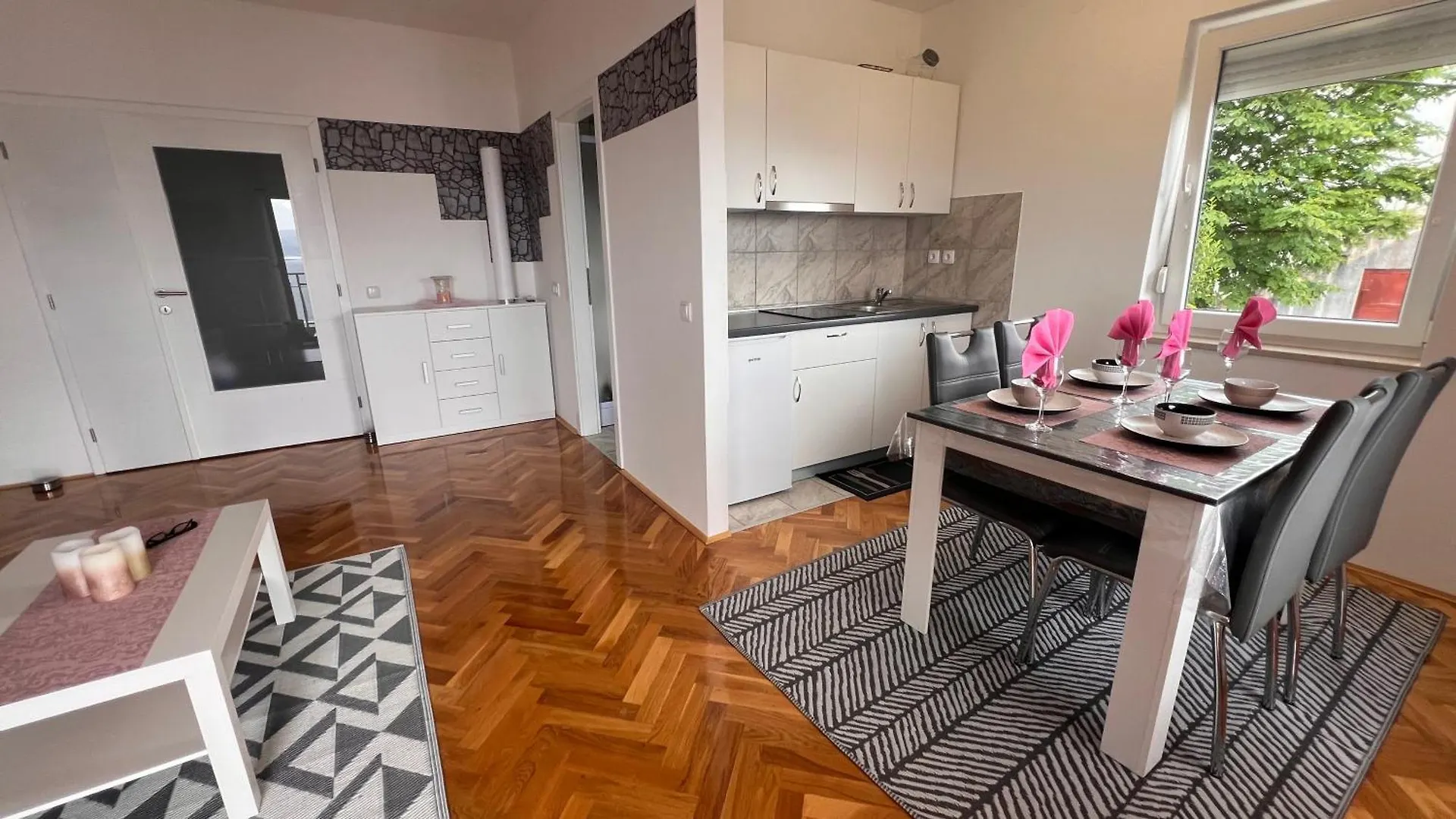 Apartma San Marino Novi Vinodolski 0*,