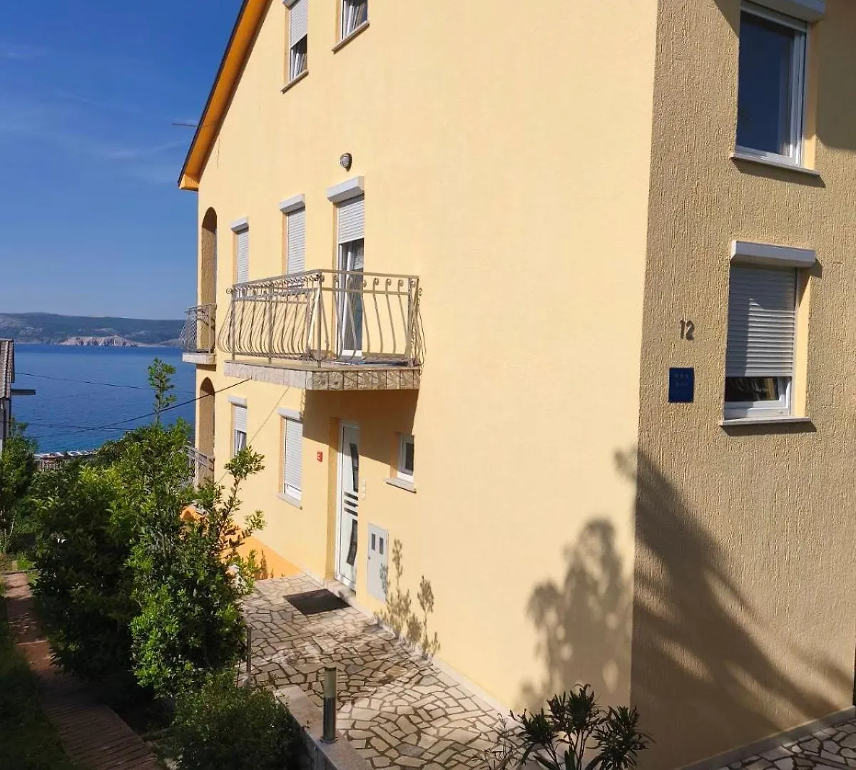 Apartma San Marino 노비비노돌스키